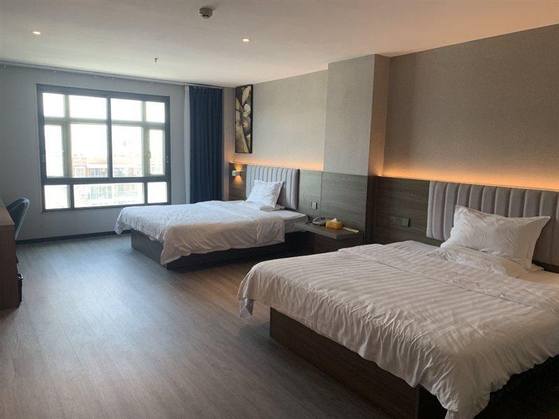 7 Days Inn Yangjiang Xinyue International Studio Ngoại thất bức ảnh
