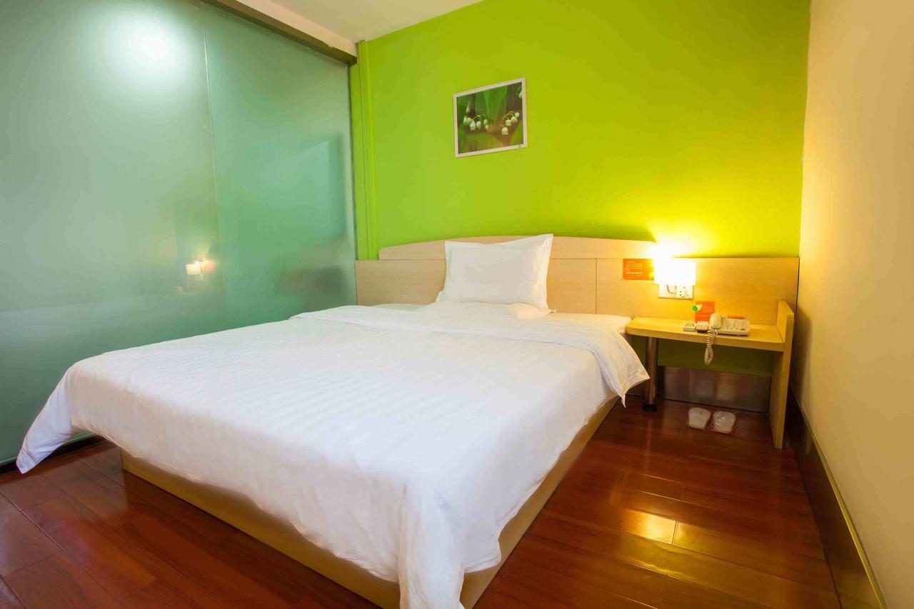 7 Days Inn Yangjiang Xinyue International Studio Phòng bức ảnh