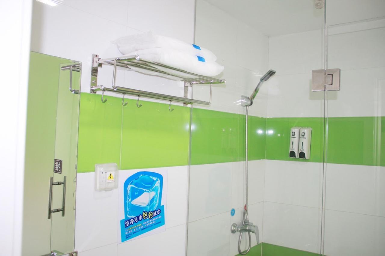 7 Days Inn Yangjiang Xinyue International Studio Ngoại thất bức ảnh
