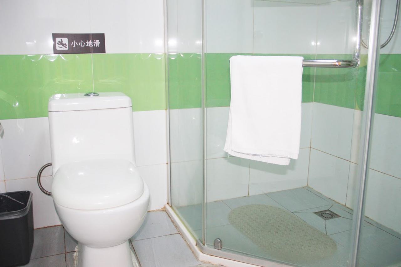 7 Days Inn Yangjiang Xinyue International Studio Ngoại thất bức ảnh