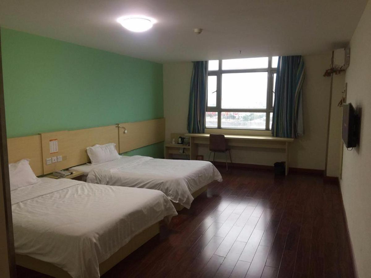 7 Days Inn Yangjiang Xinyue International Studio Ngoại thất bức ảnh